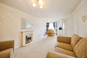 Lounge- click for photo gallery